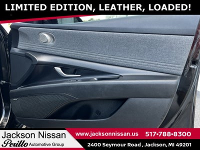 2023 Hyundai Elantra Limited FWD