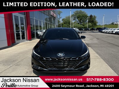 2023 Hyundai Elantra Limited FWD