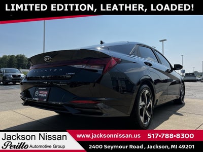 2023 Hyundai Elantra Limited FWD