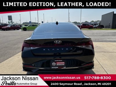 2023 Hyundai Elantra Limited FWD