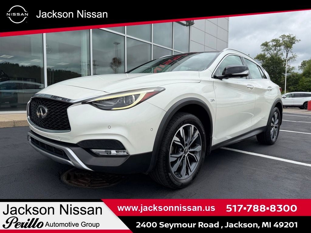 Used 2018 INFINITI QX30 Essential with VIN SJKCH5CR1JA006072 for sale in Jackson, MI