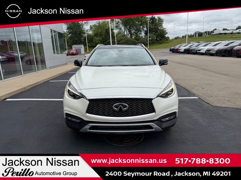 2018 INFINITI QX30 ESSENTIAL