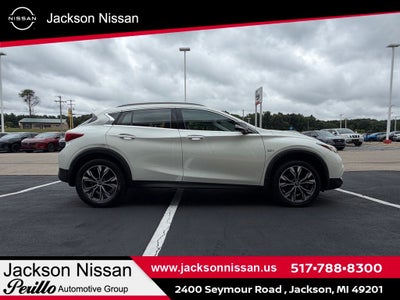 2018 INFINITI QX30 ESSENTIAL