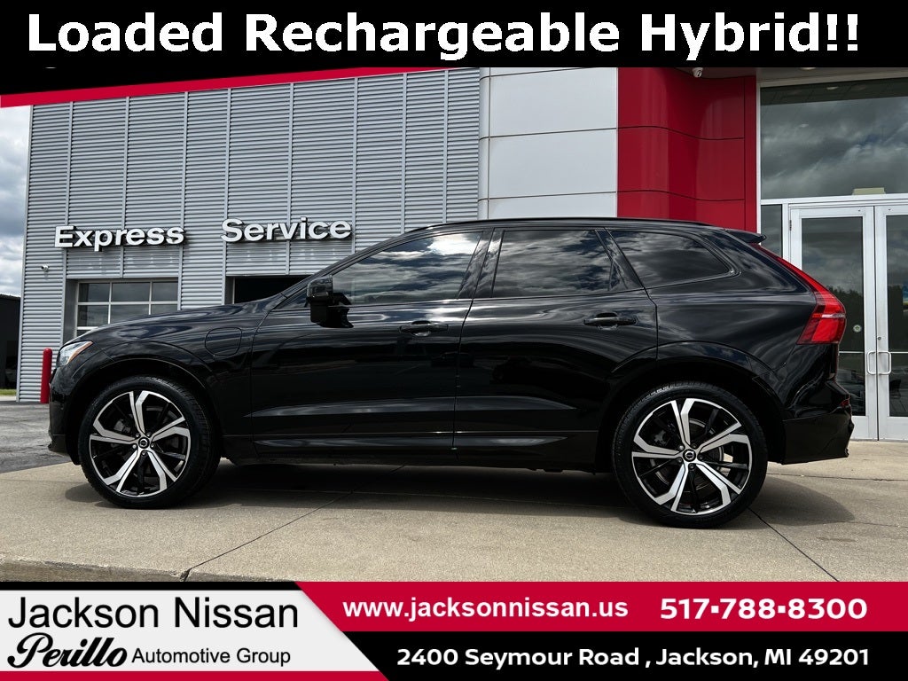 2022 Volvo XC60 Recharge Plug-In Hybrid T8 R-Design AWD