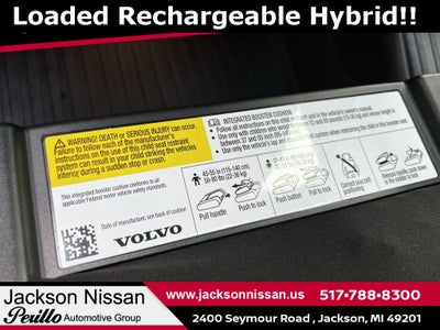 2022 Volvo XC60 Recharge Plug-In Hybrid T8 R-Design AWD