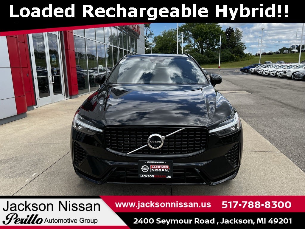 2022 Volvo XC60 Recharge Plug-In Hybrid T8 R-Design AWD