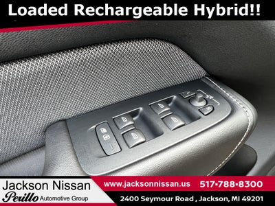 2022 Volvo XC60 Recharge Plug-In Hybrid T8 R-Design AWD