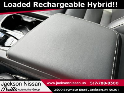 2022 Volvo XC60 Recharge Plug-In Hybrid T8 R-Design AWD