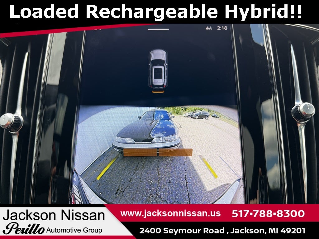 2022 Volvo XC60 Recharge Plug-In Hybrid T8 R-Design AWD