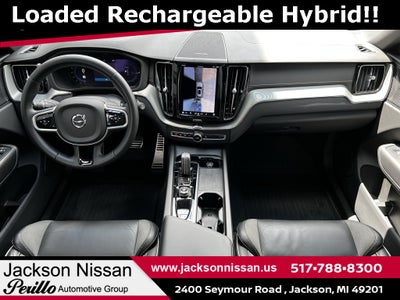 2022 Volvo XC60 Recharge Plug-In Hybrid T8 R-Design AWD