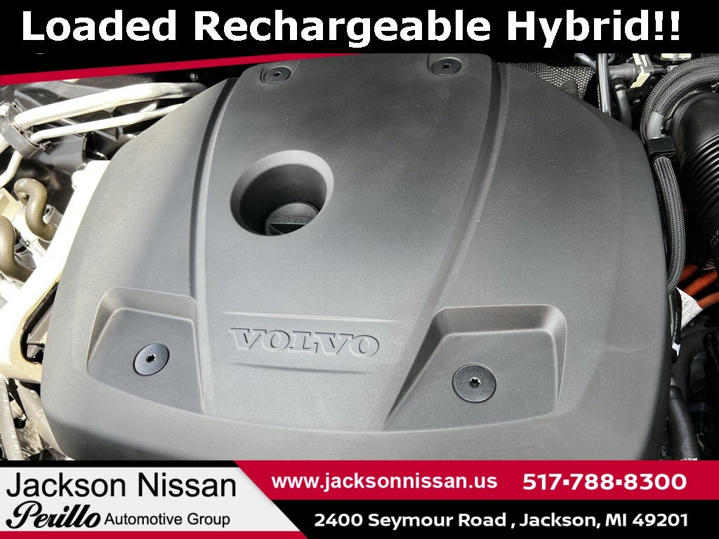 2022 Volvo XC60 Recharge Plug-In Hybrid T8 R-Design AWD