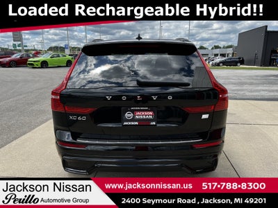 2022 Volvo XC60 Recharge Plug-In Hybrid T8 R-Design AWD