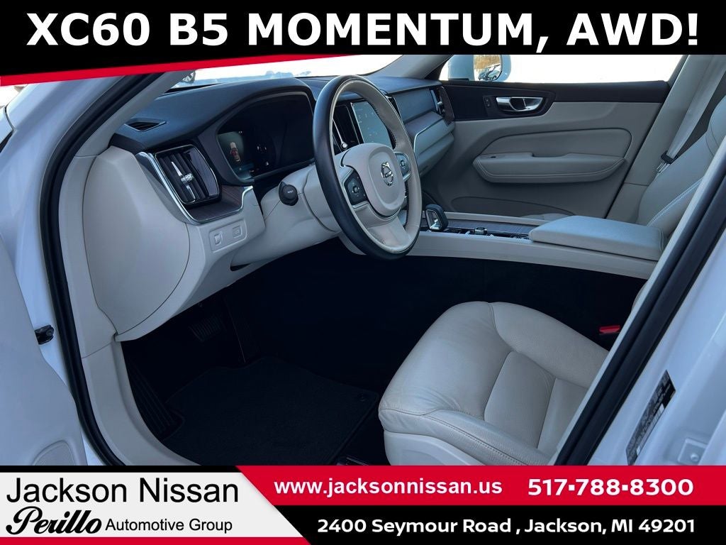 2022 Volvo XC60 B5 Momentum