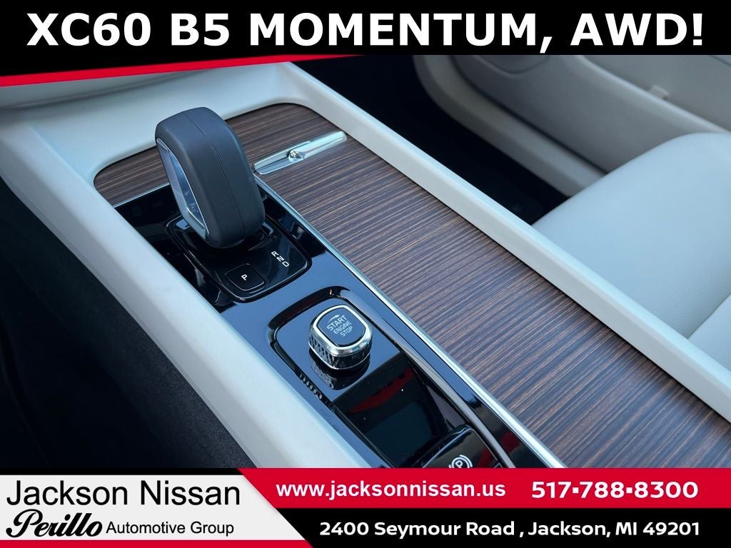 2022 Volvo XC60 B5 Momentum