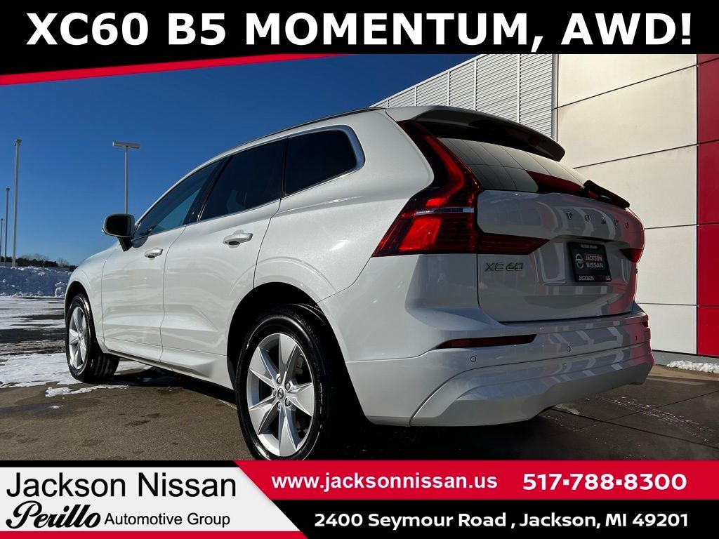 2022 Volvo XC60 B5 Momentum